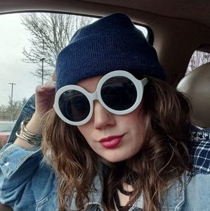 Meet your Posher, Cheralynn